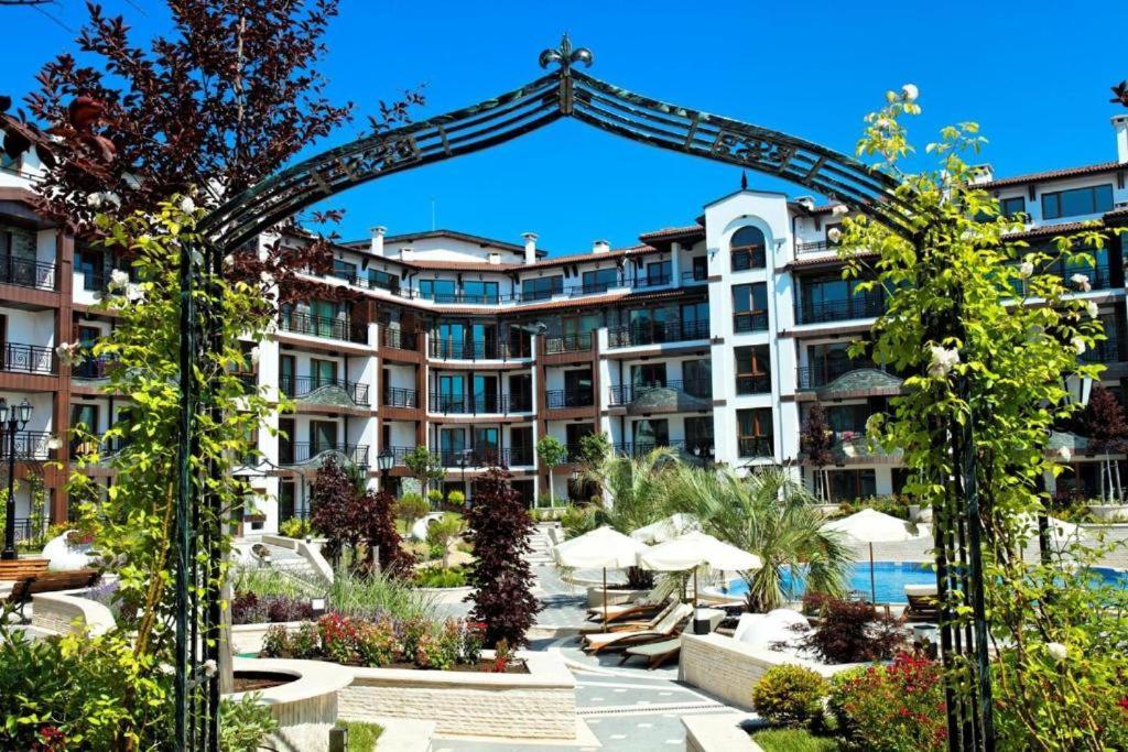 Boutique Rose Gardens Pomorie Aparthotel Luaran gambar