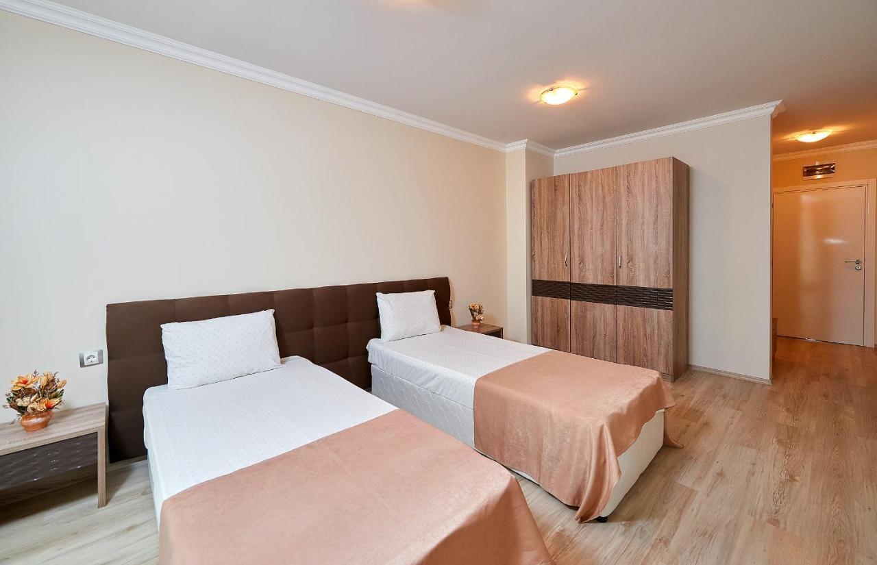 Boutique Rose Gardens Pomorie Aparthotel Luaran gambar