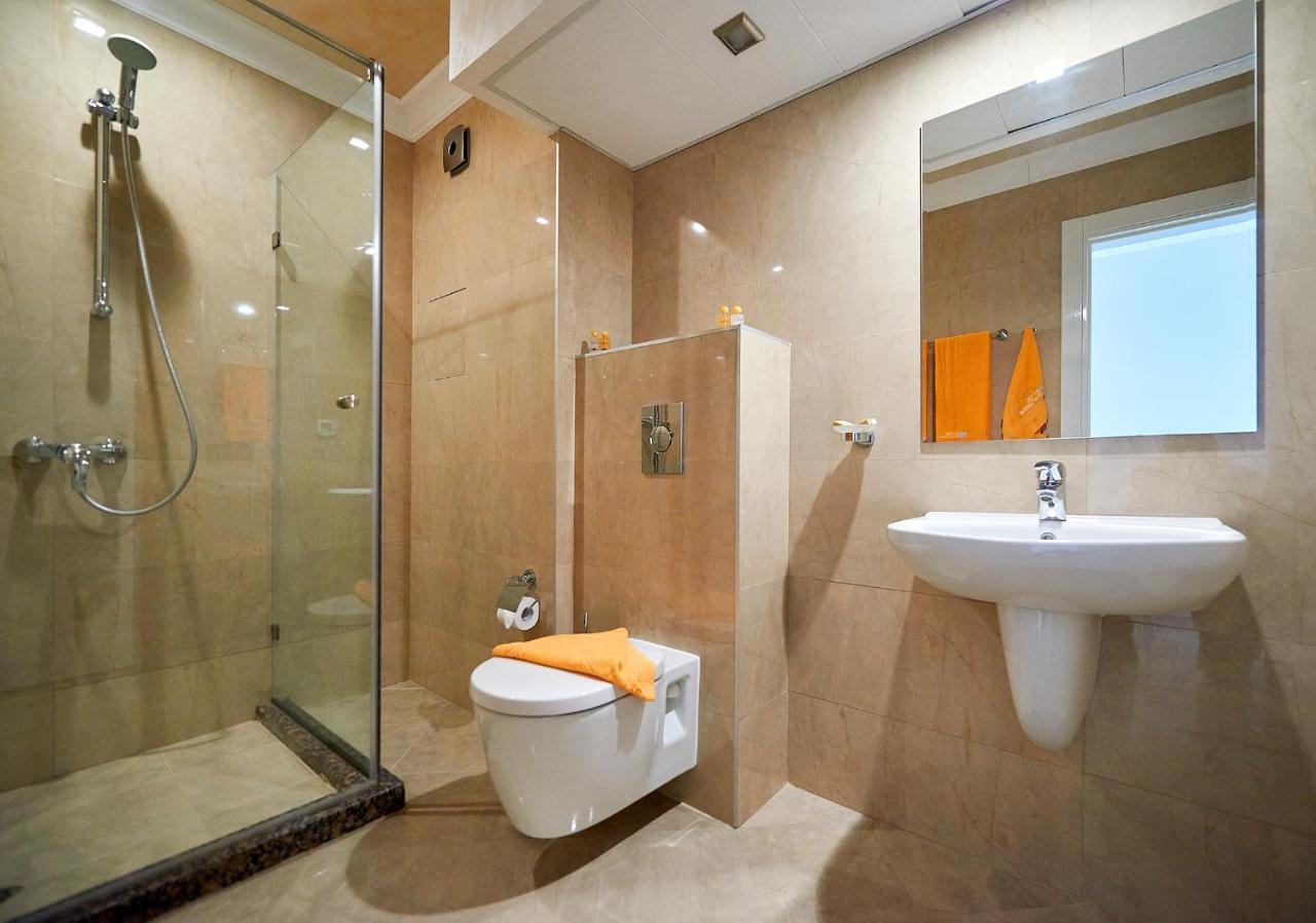 Boutique Rose Gardens Pomorie Aparthotel Luaran gambar