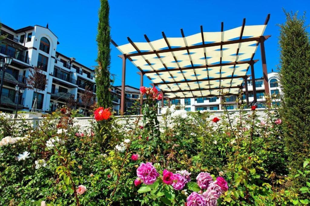 Boutique Rose Gardens Pomorie Aparthotel Luaran gambar
