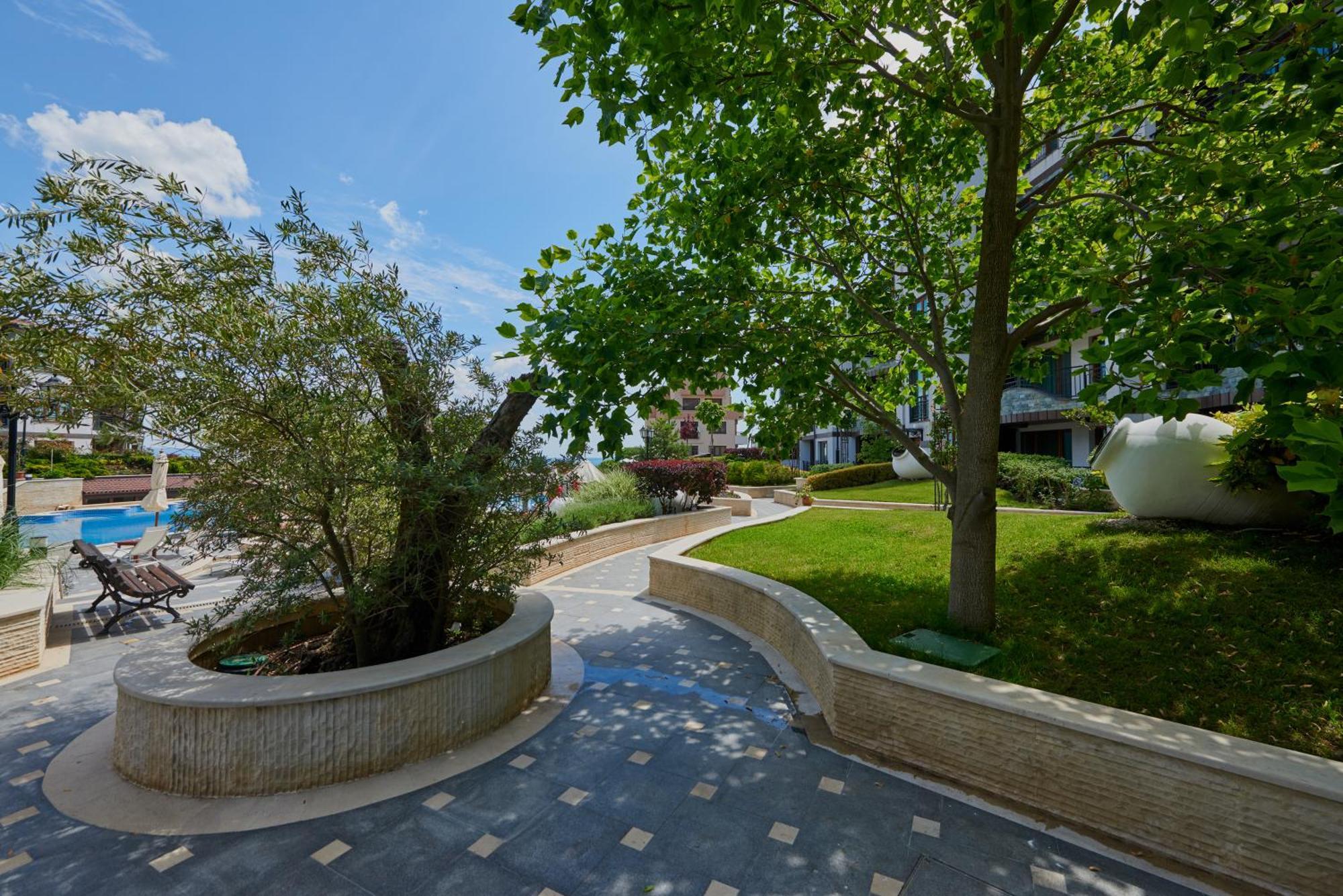 Boutique Rose Gardens Pomorie Aparthotel Luaran gambar